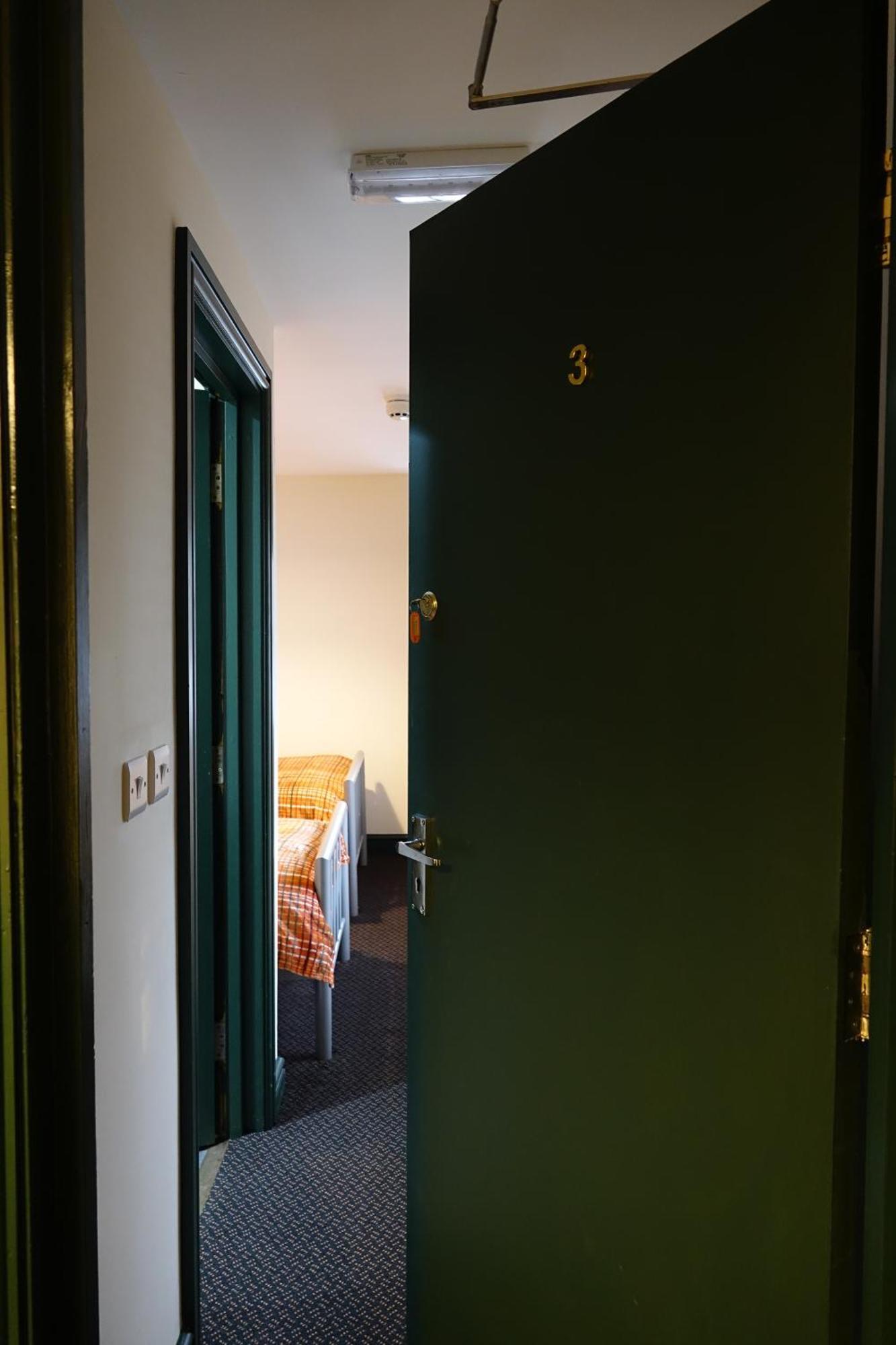 Y Gwydyr Hotel - Dolwyddelan מראה חיצוני תמונה