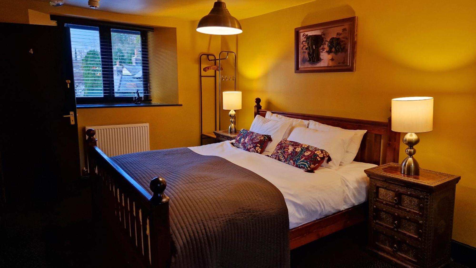 Y Gwydyr Hotel - Dolwyddelan מראה חיצוני תמונה
