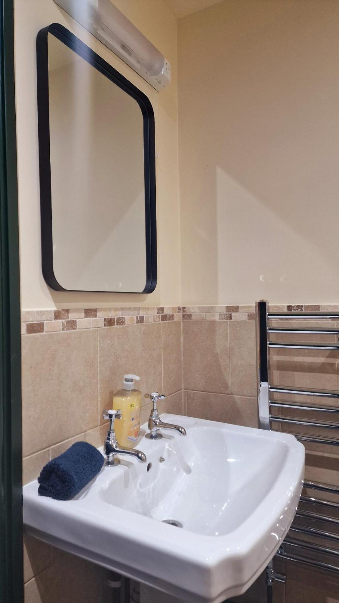 Y Gwydyr Hotel - Dolwyddelan מראה חיצוני תמונה