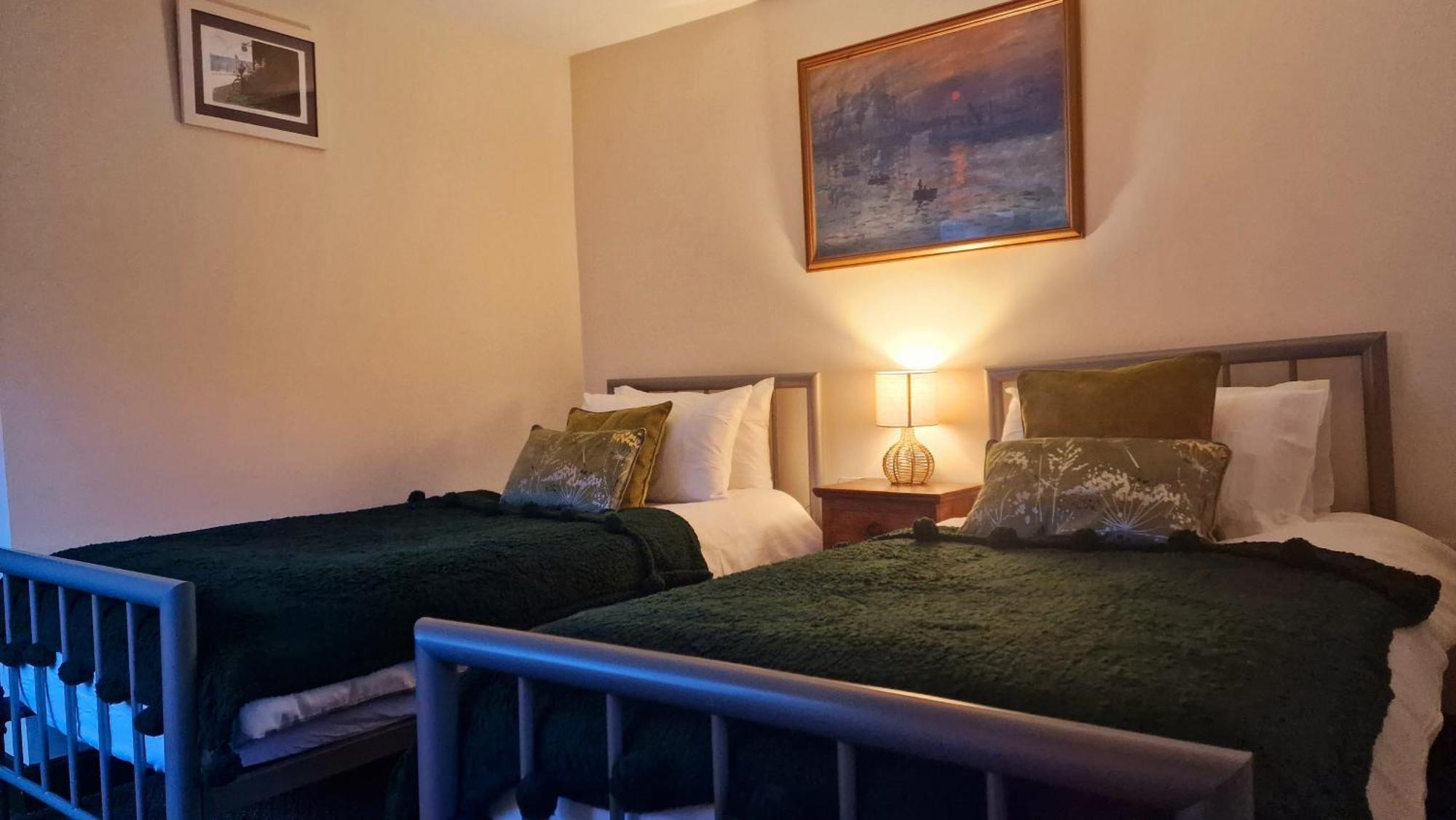 Y Gwydyr Hotel - Dolwyddelan מראה חיצוני תמונה